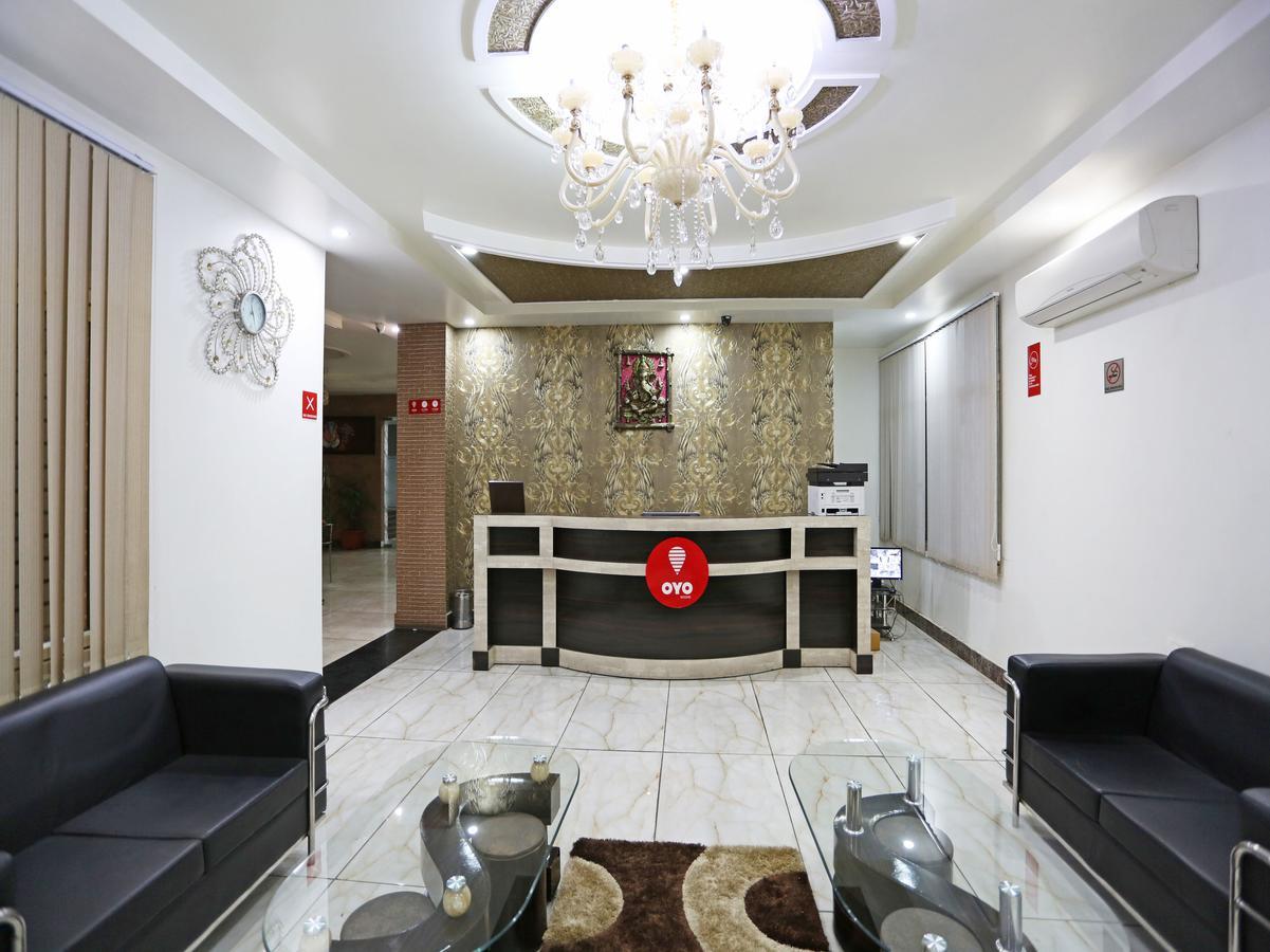 Oyo 4635 Sheetal Hotel ฮัดวานี ภายนอก รูปภาพ